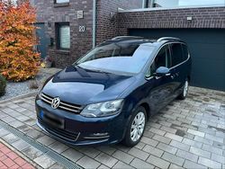 Blau Gebraucht 2011 VW Sharan Van / Kleinbus | 14.200 €