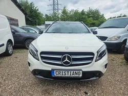 Weiß Gebraucht 2014 Mercedes GLA200 SUV | 15.999 € (Fairer Preis)