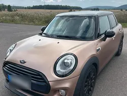 Weiß Gebraucht 2016 Mini Cooper D Kleinwagen | 12.850 € (Teuer)