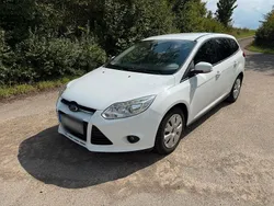Weiß Gebraucht 2014 Ford Focus Kombi | 3.300 € (Fairer Preis)