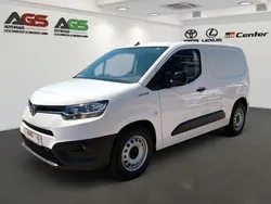 Schaumweiß Gebraucht 2022 Toyota Proace Comfort Van | 23.950 € (Guter Preis)