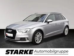 Florettsilber metallic Gebraucht 2018 Audi A3 Sportback Sport Limousine | 17.830 € (Etwas zu teuer)