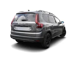 Grau Gebraucht 2024 Dacia Jogger Extreme Van | 29.949 € (Etwas zu teuer)