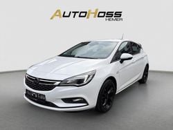 Weiß Gebraucht 2017 Opel Astra Dynamic Limousine | 5.999 € (Fairer Preis)