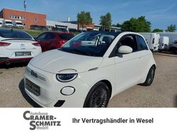 Weiß Gebraucht 2021 Fiat 500e Icon Cabrio | 19.789 € (Fairer Preis)