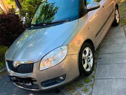 Andere farben Gebraucht 2009 Skoda Fabia Limousine | 2.500 € (Fairer Preis)