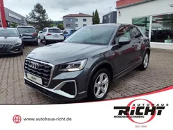 Grau Gebraucht 2024 Audi Q2 S-Line SUV | 25.470 € (Superpreis)