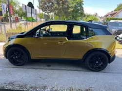 Weiß Gebraucht 2021 BMW i3 Performance Kleinwagen | 23.900 € (Fairer Preis)