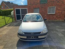 Grau Gebraucht 2002 Opel Corsa Kleinwagen | 500 € (Superpreis)