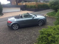 Grau Gebraucht 2010 Audi TT Roadster Sport Cabrio | 10.300 € (Fairer Preis)