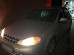Silber Gebraucht 2005 Chevrolet Lacetti Kleinwagen | 650 €