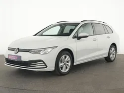 Pure white Gebraucht 2023 VW Golf VIII Life Limousine | 24.999 € (Guter Preis)