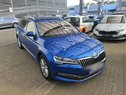 Blau Gebraucht 2020 Skoda Superb Style Kombi | 14.900 € (Teuer)