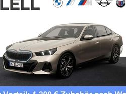 Grau Neu 2025 BMW 520 Comfort Edition Limousine | 62.980 € (Fairer Preis)