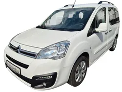 Weiß Gebraucht 2018 Citroën Berlingo SELECTION Van / Kleinbus | 8.390 € (Guter Preis)