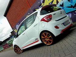 Weiß Gebraucht 2014 Hyundai i10 Sport Kleinwagen | 6.000 € (Fairer Preis)