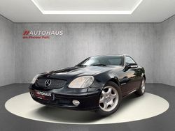 Schwarz Gebraucht 2000 Mercedes SLK200 Cabrio | 14.900 €