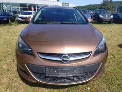 Braun Gebraucht 2015 Opel Astra Kombi | 5.999 € (Fairer Preis)