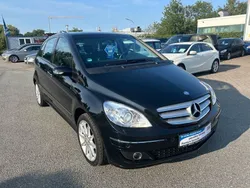 Schwarz Gebraucht 2008 Mercedes B200 Elegance Van / Kleinbus | 6.450 € (Fairer Preis)