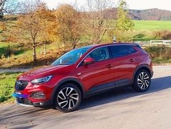 Rot Gebraucht 2018 Opel Grandland X Innovation SUV | 11.800 € (Fairer Preis)