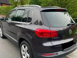 Braun Gebraucht 2015 VW Tiguan Exclusive SUV | 14.800 € (Fairer Preis)