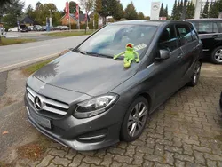 Grau Gebraucht 2017 Mercedes B180 Van / Kleinbus | 15.950 € (Superpreis)