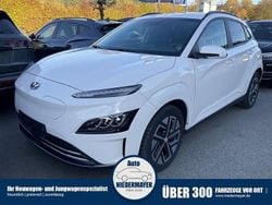 Atlas weiß Gebraucht 2023 Hyundai Kona Style SUV | 25.995 € (Guter Preis)