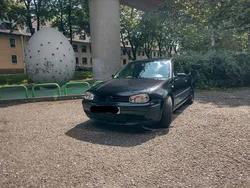 Schwarz Gebraucht 2001 VW Golf IV Kleinwagen | 1.000 € (Fairer Preis)