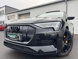 Mythosschwarz Gebraucht 2022 Audi e-tron Advanced Plus SUV | 38.860 € (Fairer Preis)