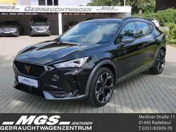 Mitternachtsschwarz Gebraucht 2022 Cupra Formentor SUV | 31.950 € (Fairer Preis)