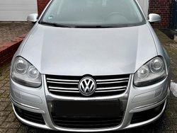 Silber Gebraucht 2009 VW Golf V Kombi | 4.500 € (Teuer)