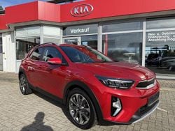 (beg) signal red m Gebraucht 2022 Kia Stonic Platinum SUV | 19.990 € (Fairer Preis)