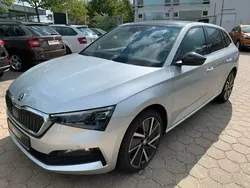 Grün Gebraucht 2019 Skoda Rapid Clever Limousine | 14.870 € (Etwas zu teuer)