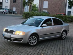 Silber Gebraucht 2005 Skoda Superb Limousine | 3.450 €