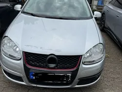Grau Gebraucht 2009 VW Golf VI Comfortline Kombi | 2.800 € (Fairer Preis)