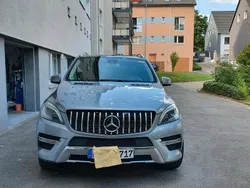 Grau Gebraucht 2012 Mercedes 350 AMG SUV | 18.900 €
