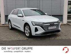 Weiss Gebraucht 2023 Audi e-tron Ambiente SUV | 48.840 € (Fairer Preis)