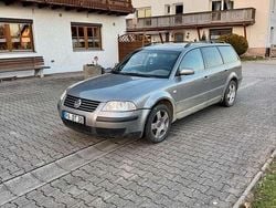 Schwarz Gebraucht 2002 VW Passat Trendline Kombi | 1.850 € (Guter Preis)
