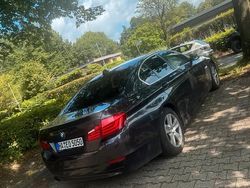 Blau Gebraucht 2010 BMW 523 Limousine | 6.800 €