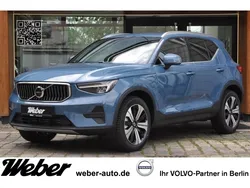Blau metallic Gebraucht 2022 Volvo XC40 Core SUV | 41.890 €