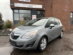 Silber Gebraucht 2011 Opel Meriva Design Edition Van / Kleinbus | 5.650 € (Teuer)