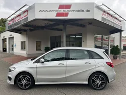 Silber Gebraucht 2017 Mercedes B180 AMG line Van / Kleinbus | 17.600 € (Fairer Preis)