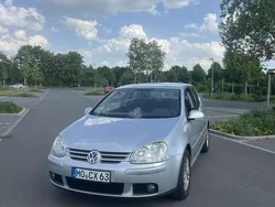 Grau Gebraucht 2007 VW Golf V Kleinwagen | 2.200 € (Fairer Preis)