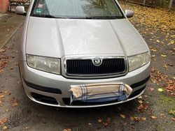 Silber Gebraucht 2004 Skoda Fabia Ambiente Limousine | 700 € (Superpreis)