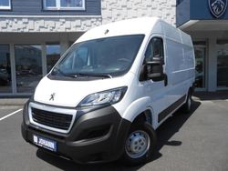 Weiss (kaolin) Gebraucht 2024 Peugeot Boxer Van | 27.990 € (Guter Preis)