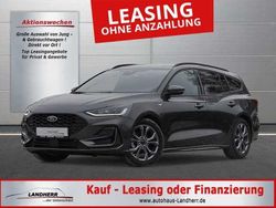 Grau Gebraucht 2024 Ford Focus ST-Line Kombi | 21.100 € (Guter Preis)