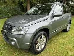Grau Gebraucht 2006 Suzuki Grand Vitara Comfort+ SUV | 7.499 € (Etwas zu teuer)