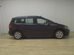 Schwarz Gebraucht 2021 VW Touran Comfortline Van / Kleinbus | 13.480 € (Superpreis)