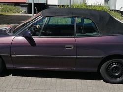 Violet Gebraucht 1996 Opel Astra Cabriolet Edition Cabrio | 2.099 € (Etwas zu teuer)