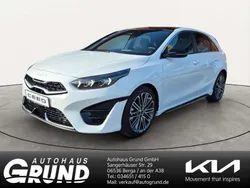 (hw2) deluxeweiß Neu 2025 Kia Ceed GT-Line Limousine | 31.770 € (Fairer Preis)